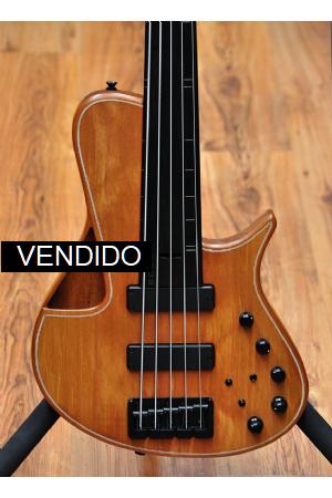 Meridian Mojo II 5 String Fretless Cedar Top Meridian Mojo II 5 String Fretless Cedar Top